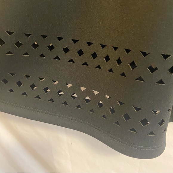 Ann Taylor Black Sleeveless Dress with gathered waist and cutout hem, Size 2P - Picture 3 of 12